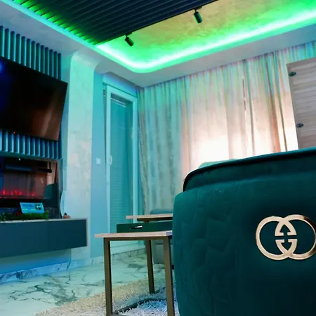 S&v 1 Wellness & Juba Apartamento *