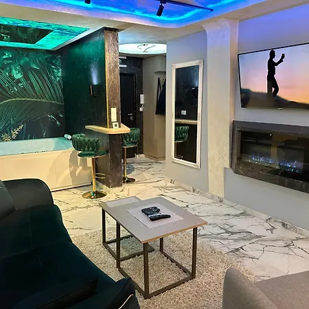 S&v 1 Wellness & Juba Apartamento